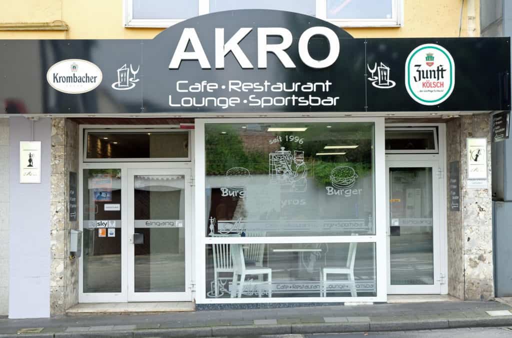 Akro Cafe Restaurant Lounge Sportsbar