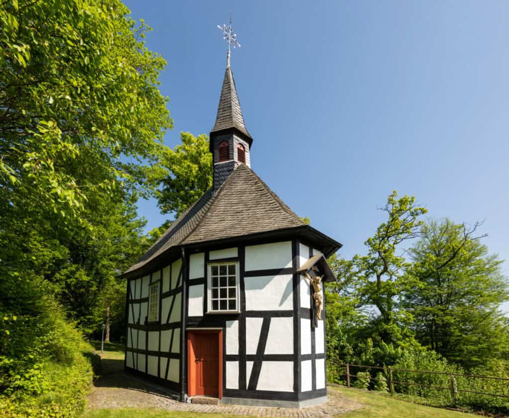 Altenkirchen-2022-147-Heisterkapelle, Wissen