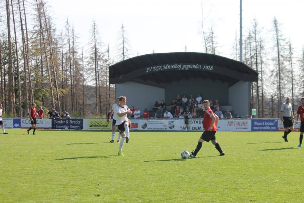 SV_Mittelhof_Fussball (1)